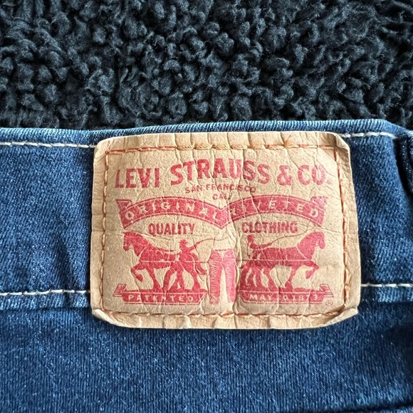 Levi’s Women’s Jeans Slimming Boots Waist 28 - Picture 4 of 5